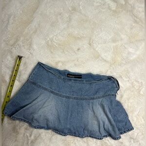9 denim skirt squeeze brand 10” skort